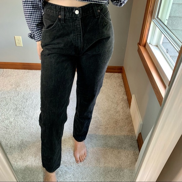 Vintage Levi's Orange Tab High Waisted Mom Jeans - Picture 2 of 9